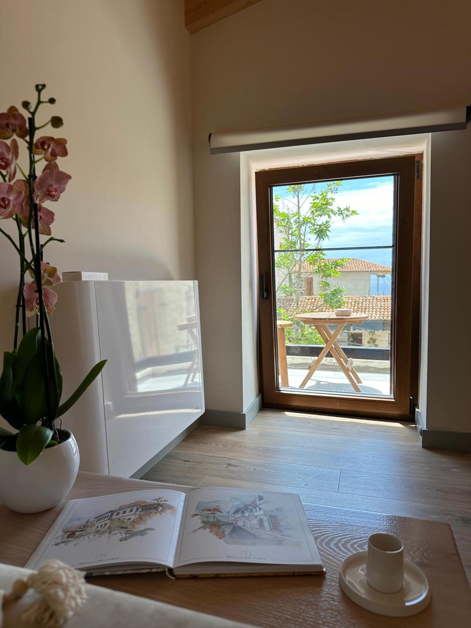 Sea Apartments Dhërmi Kültér fotó